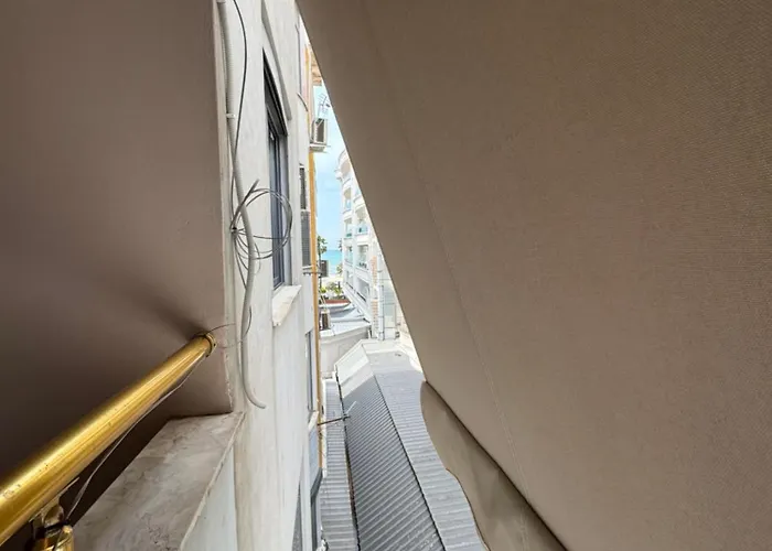 Kledi Golem (Tirana)